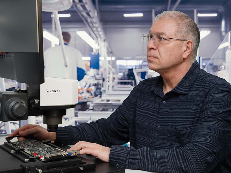 DeepFocus1 800x600px copy