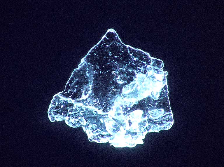 Sample-with-contrast-enhancing-768×572 Pseudo-Dunkelfeldbeleuchtung einer durchscheinenden Probe mit geringem Kontrast